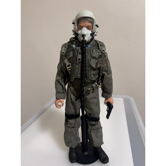 GI JOE 12" FAO Schwarz F15E Pilot Pre-Owned VG Condition - Picture 1 of 15